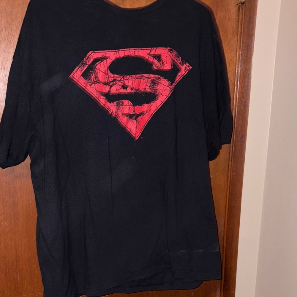 DC Black Superman Logo Tee